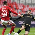 Ménès dénonce un scandale contre Nice, Reims s'active au mercato, 2 nouveaux départs au LOSC ?