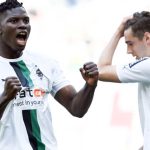 Monaco va signer un crack, Nice s’éloigne d’un joli coup en L1, Costil rebondit, l’ESTAC cible un joueur du PSG