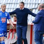 Nîmes – RC Strasbourg (1-1) : quand Laurey s’emporte contre l’un de ses joueurs en plein match