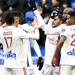 OL – Angers : Tetê en sauveur, Boateng et Emerson en souffrance, les notes des Lyonnais