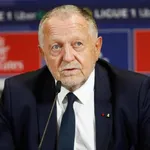 OL – Mercato : Aulas confirme les pistes Benzema et Lacazette et en veut à  Paqueta et Guimaraes
