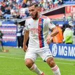 OL : un cadre du vestiaire secoue une nouvelle fois Cherki