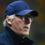 OL : Blanc jette des fleurs à l’OM et Tudor avant l’Olympico