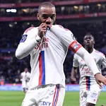 OL : en plus d’avoir dépassé Lacombe, Lacazette a égalé un record de Depay