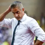 OL : Juninho et Sylvinho planchent sur un dernier renfort avant la clôture du Mercato