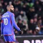 OL : l’absence de Lacazette, une aubaine pour le RC Lens ?