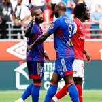 OL : l’association Lacazette-Dembélé a-t-elle un avenir à Lyon ? (VIDEO)