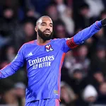 OL : Lacazette absent contre Strasbourg ?