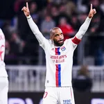 OL : Lacazette envoie un message à  Mbappé, Aulas… et à  la direction pour Umtiti !