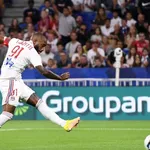 OL : Lacazette, un retour et déjà dans l’histoire dans du club !