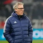 OL : Laurent Blanc a trouvé son porte-bonheur à Lyon