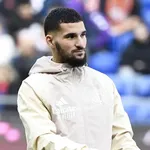 OL : le sélectionneur des Espoirs s’invite dans la polémique Aouar