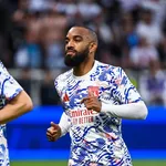 OL Mercato : 3 gros départs en plus de Cherki et Lacazette ?