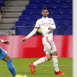 OL – Mercato : Aouar a une raison précise pour continuer, Garcia écarte déjà un départ cet hiver
