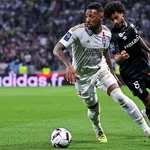 OL – Mercato : après Aouar et Dembélé, Lyon officialise un autre gros départ !