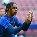 OL – Mercato : Barcola rassure Blanc sur son avenir et délivre un précieux conseil