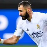 OL – Mercato : Benzema veut revenir à Lyon, un remplaçant déjà ciblé pour Depay !