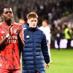 OL – Mercato : Castello Lukeba répond aux rumeurs anglaises