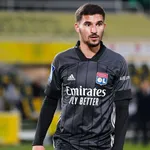 OL – Mercato : Houssem Aouar change ses plans pour l’avenir