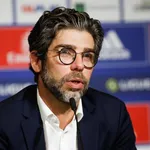 OL – Mercato : Juninho lorgne un supporter de l’ASSE pour l’après-Garcia