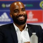 OL – Mercato : Lacazette milite pour que Tolisso le rejoigne