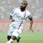 OL – Mercato : Textor fait une annonce retentissante sur Lacazette