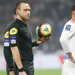 OL – OM : Bosz s’emporte contre l’arbitre de l’Olympico