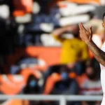 OL, OM – Mercato : déprimé par son transfert raté, Depay pourrait zapper l’Olympico !