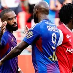 OL : Peter Bosz prépare un plan audacieux face au PSG