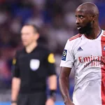 OL : Peter Bosz victime d’un énorme coup dur !