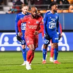 OL : Pierre Ménès crie au scandale après la victoire à  Troyes