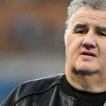 OL : Pierre Ménès dénonce « une idée du démon » de Peter Bosz
