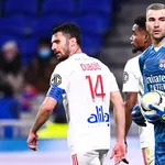 OL : pourquoi Léo Dubois est devenu la nouvelle tête de Turc des supporters