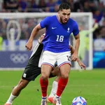 OL, PSG Mercato : deux nouveaux courtisans pour Cherki, une offre est tombée !