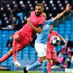 OL, Real Madrid – Mercato : Aulas révèle des premiers contacts avec Benzema