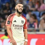 OL : un ex de l'ASSE lance un message aux supporters lyonnais sur Mikautadze