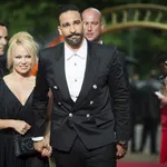 OM : Adil Rami répond (enfin) à Pamela Anderson