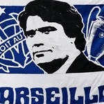 OM : la série sur Tapie sortira en septembre, les images bluffantes de Laurent Lafitte !