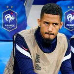 OM, LOSC &ndash; Mercato : Botman file à  Newcastle, le Milan menace le dossier Saliba !