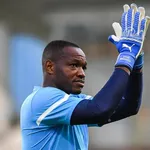 OM : Mandanda envoie un message fort à Pau Lopez