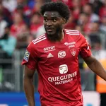 OM Mercato : Benatia répond à  Roy pour Brassier