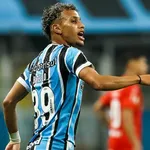 OM – Mercato : à  la lutte avec l’AS Monaco pour un Brésilien ?