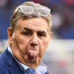 OM – Mercato : Pierre Ménès a déjà  trouvé sa tête de Turc cette saison