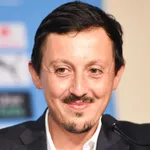 OM – Mercato : Pierre Ménès envoie des fleurs à Longoria