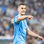 OM – Mercato : un proche de Milik laisse planer le doute sur son avenir