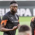 OM Mercato : coup de froid sur l’offre folle pour Mbemba ?