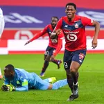 OM, OGC Nice – Mercato : le dossier Mandanda est enfin tranché !