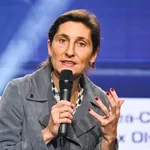 OM – OL : la ministre des Sports torpille les espoirs lyonnais mais prévient les supporters marseillais