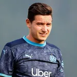 OM, OL – Mercato : un ambitieux club italien sur Thauvin et Memphis !