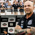 OM : Pierre Ménès milite pour un autre coach que Sampaoli sur le banc marseillais